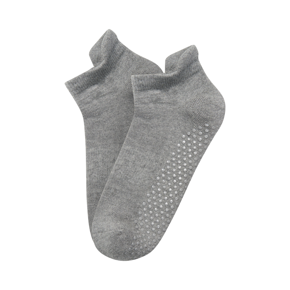 YSABEL MORA yoga and pilates socks 1