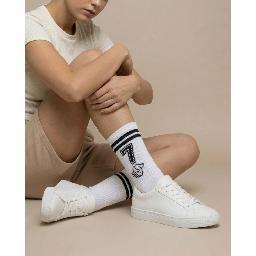 6 7 delnuose baltos moteriškos kojinės 2