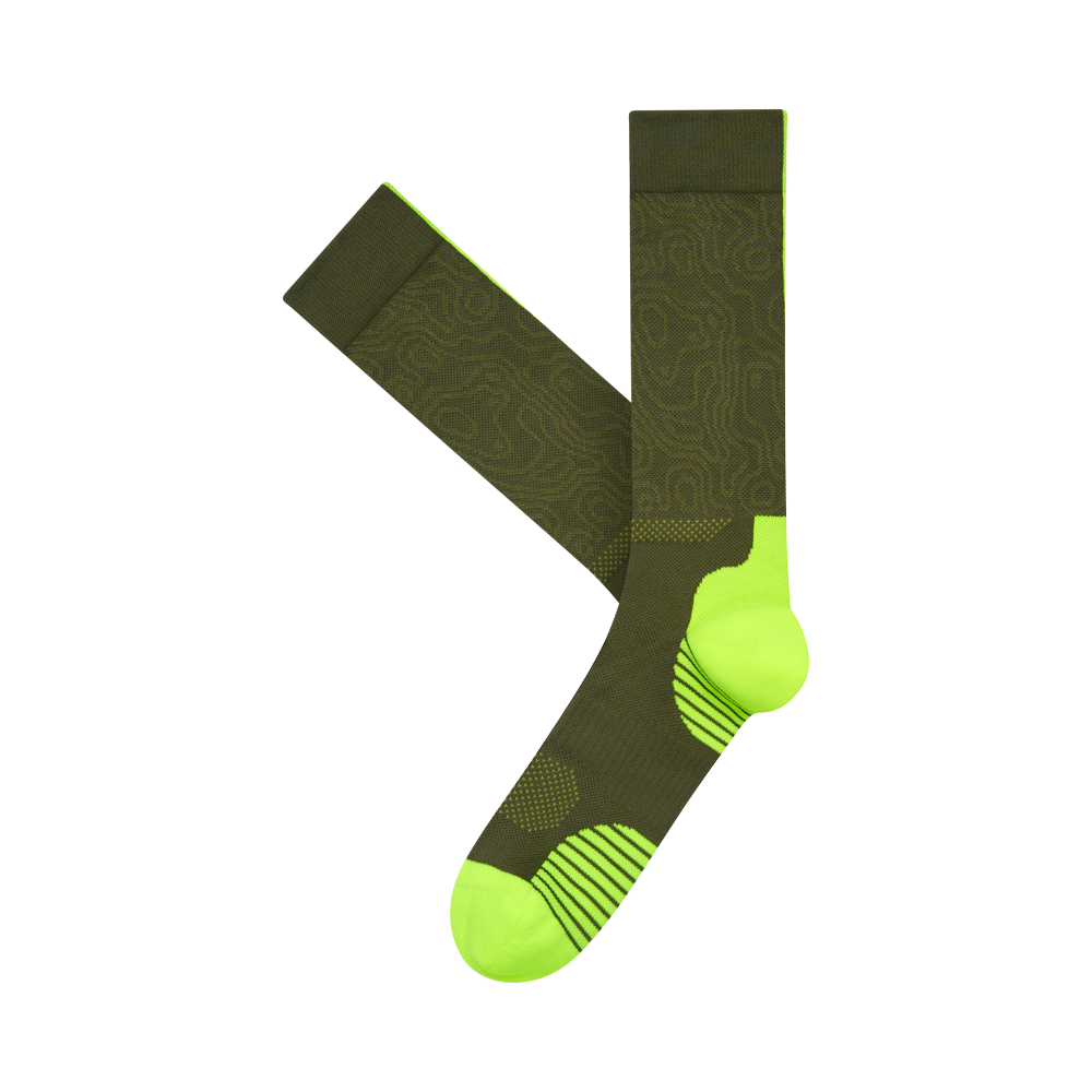 Women’s Tick-Repellent Hiking Socks 3